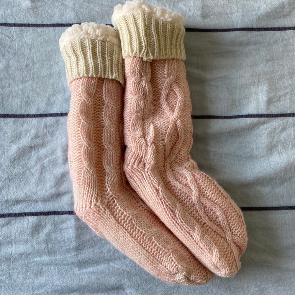 NWOT Jane & Bleecker Plushfill Slipper Socks